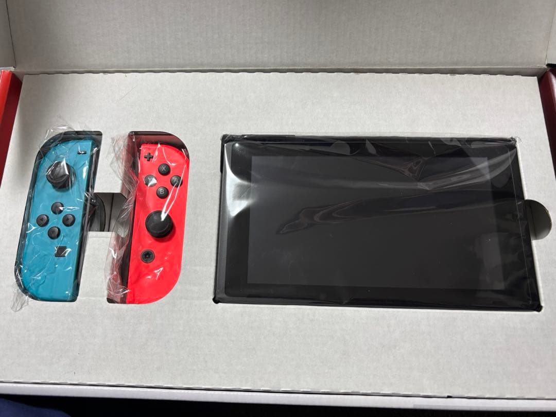【美品】任天堂Switch 本体 ネオンブルー／ネオンレッド 付属品一式