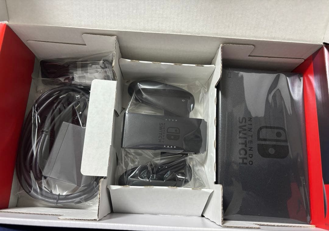 【美品】任天堂Switch 本体 ネオンブルー／ネオンレッド 付属品一式