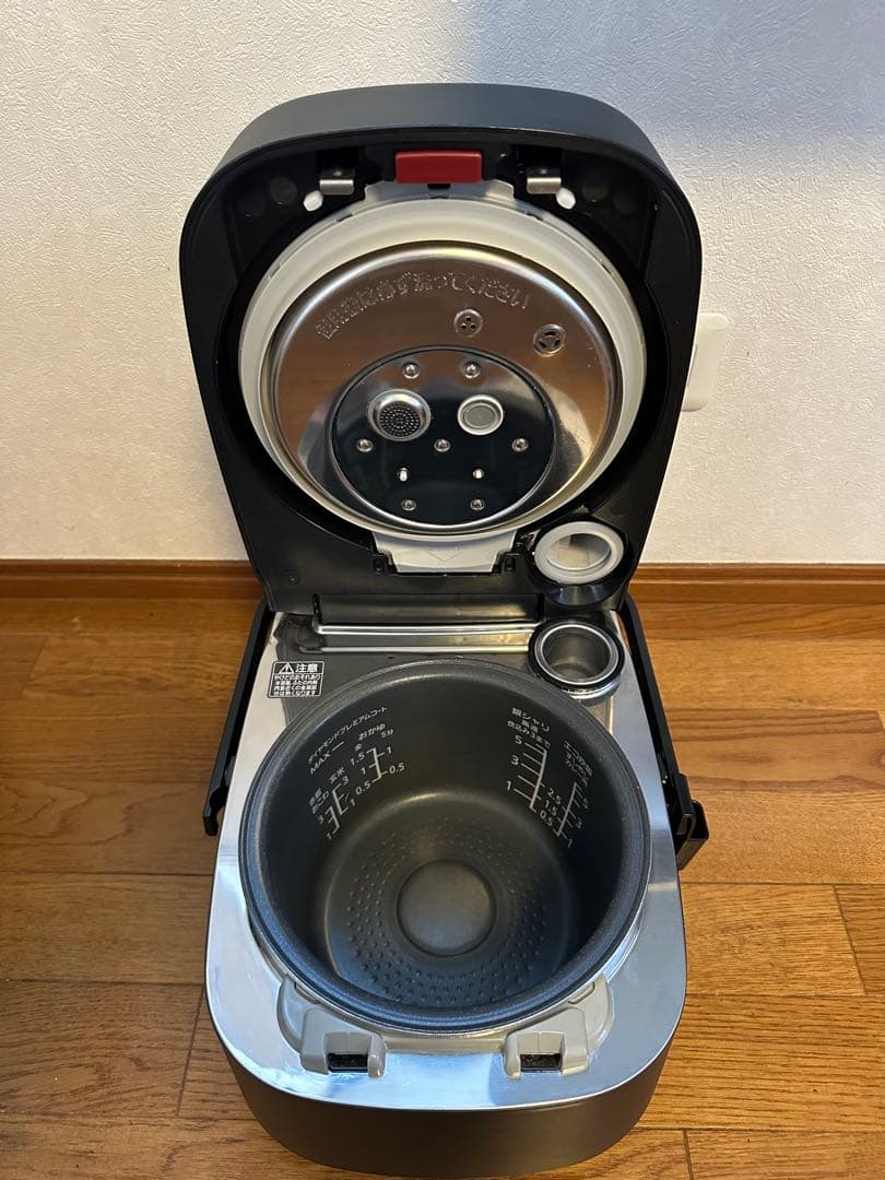 パナソニック圧力IH炊飯器SR-VSX101