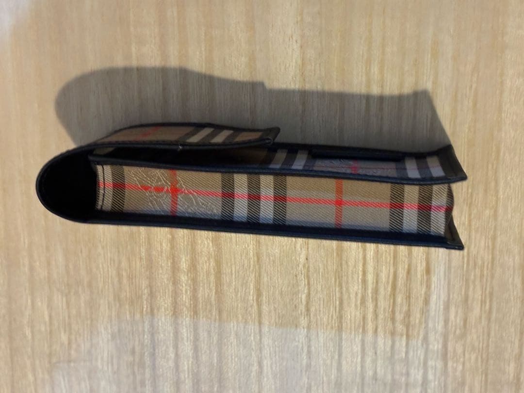 Burberry チェック柄 筆箱　新品箱付き