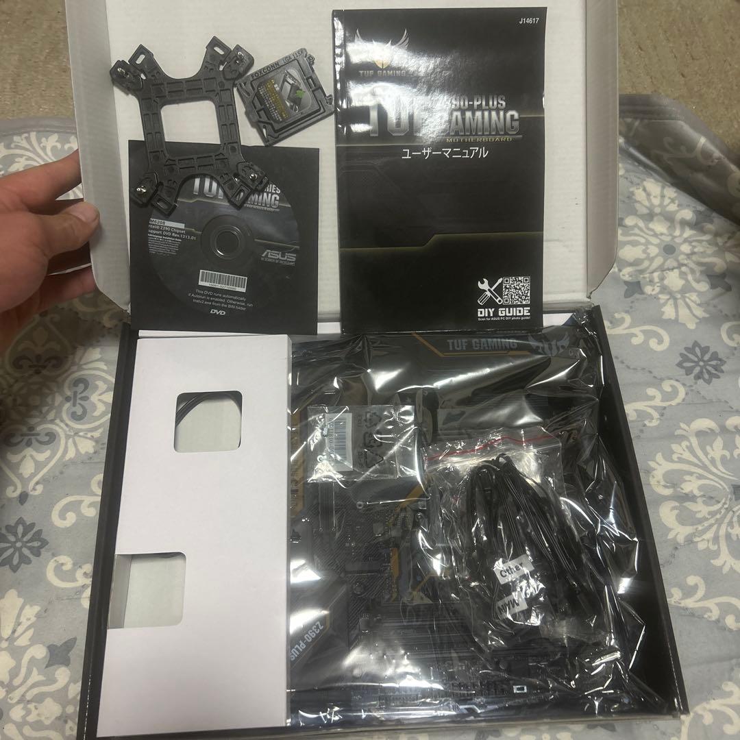 ASUS TUF Z390-PLUS GAMING マザーボード 年末セール