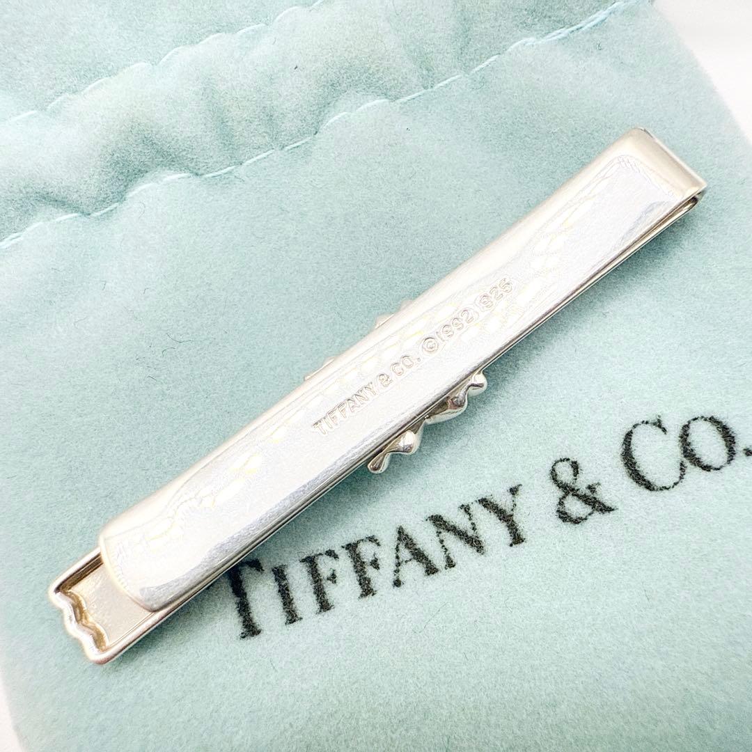 2527-2 【保存袋付き　美品】Tiffany タイピン シグネチャー