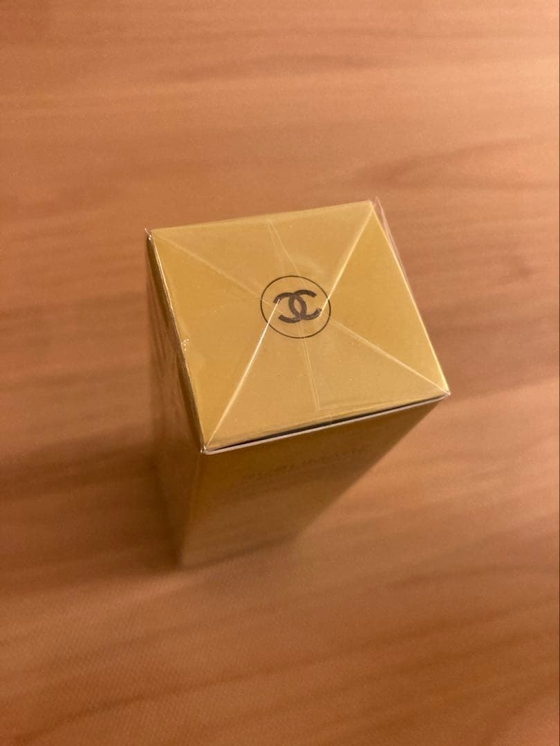 シャネル サブリマージュ ラ プロテクシオン UV 50