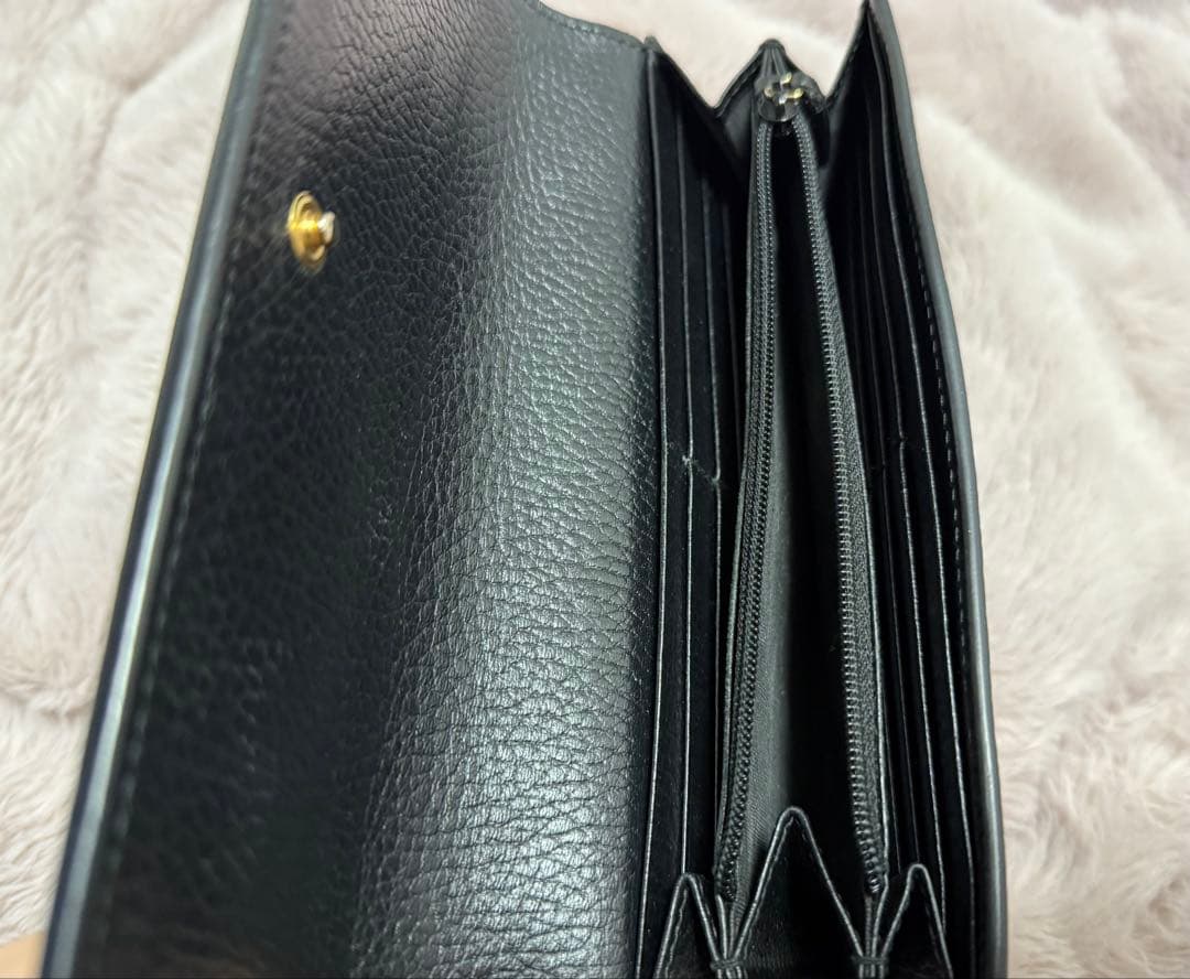 Gucci GGロゴ 長財布 黒/ベージュ