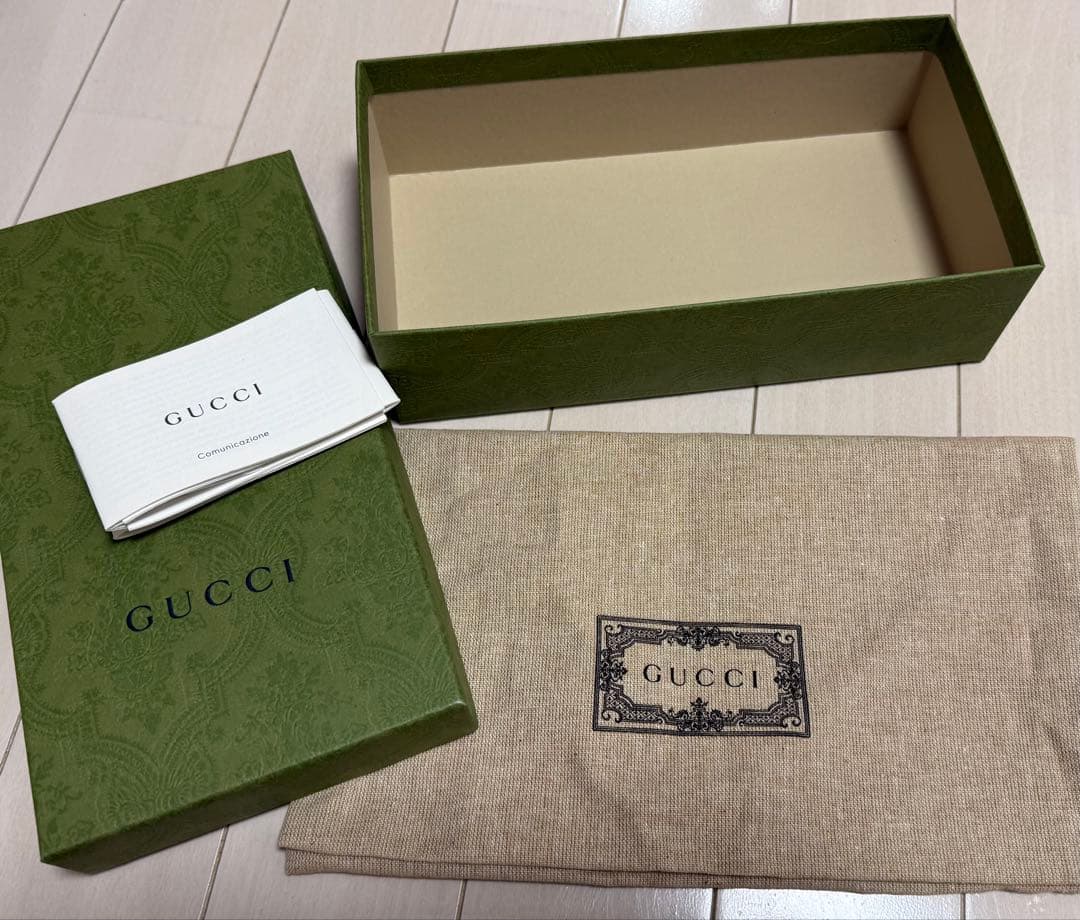 Gucci GGロゴ 長財布 黒/ベージュ