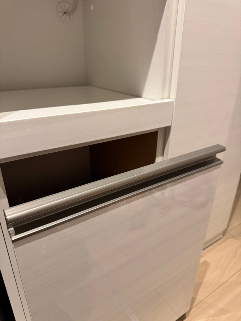 美品2/20まで❕キッチンボード　カップボード　食器棚リガーレ　幅140cm 白