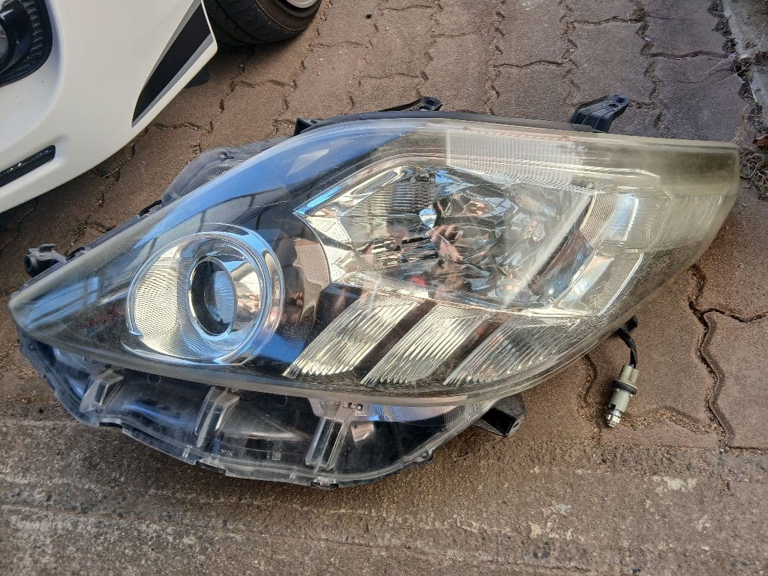 アルファード20後期　 ヘッドライト