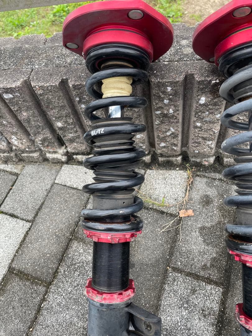 ヴォクシー 80用　BLITZ サスペンションキット 調整可能