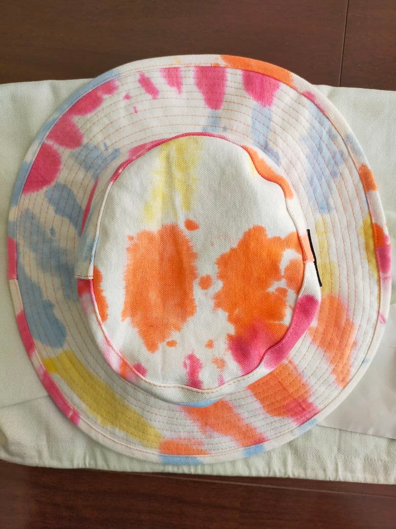 LOEWE タイダイ柄 ハット