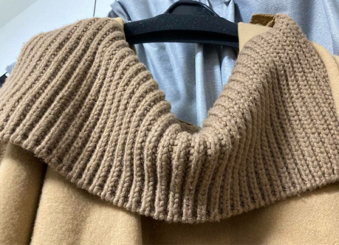 MONCLER ベージュ ジッパーポンチョ