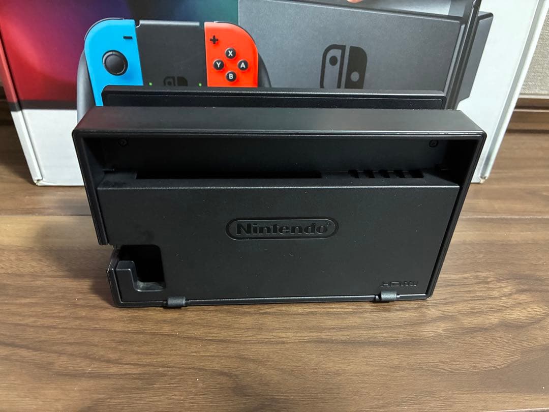 ジャンク品　Nintendo Switch 本体 青/赤 Joy-Con付き