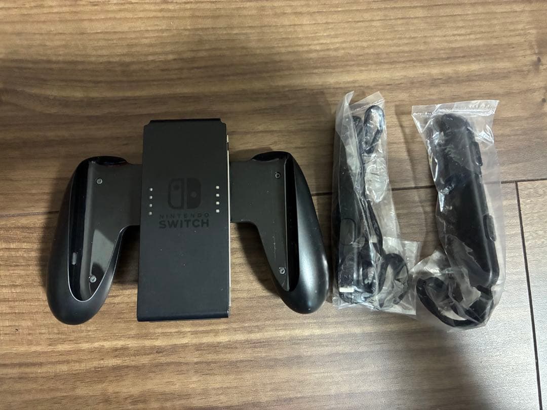 ジャンク品　Nintendo Switch 本体 青/赤 Joy-Con付き