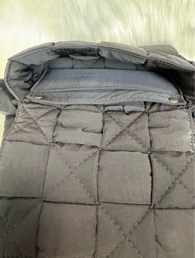 BOTTEGA VENETA　ボッテガヴェネタ　パデッドテックカセットショルダー