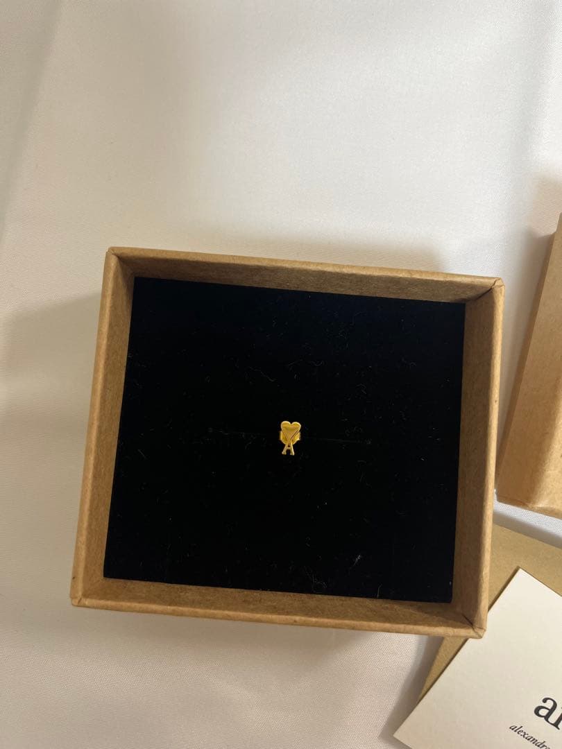 AMI PARIS アミパリス　ピアス　ゴールド　片耳用