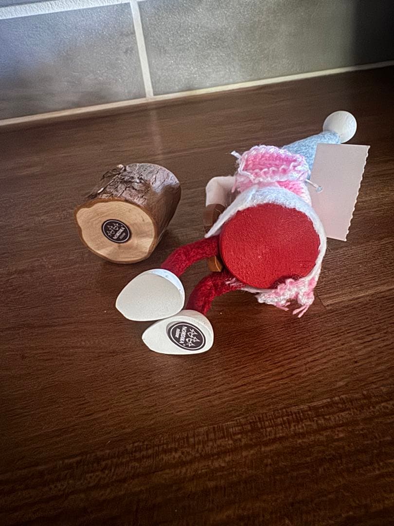 ノルディカニッセ　2023 三越伊勢丹限定　クッキーをあげる女の子