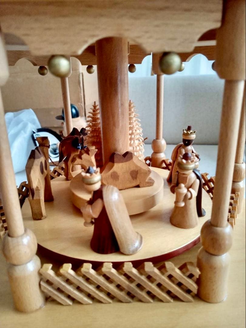 tykkylumi　　クリスマスピラミッド　特大　5段　ドイツ　ザイフェン