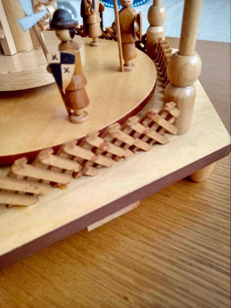 tykkylumi　　クリスマスピラミッド　特大　5段　ドイツ　ザイフェン