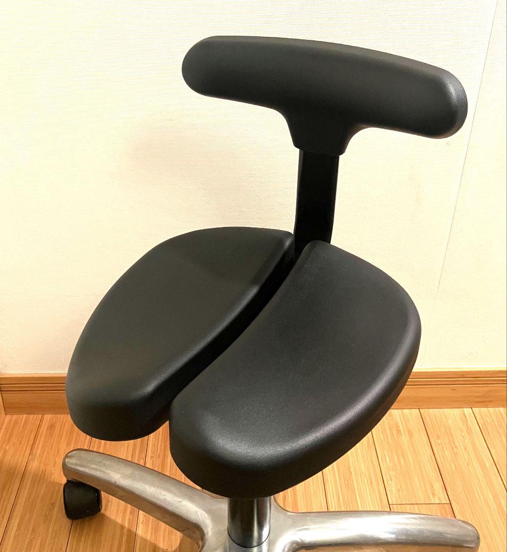 美品 送料無料 アーユルチェア・プレミアム01