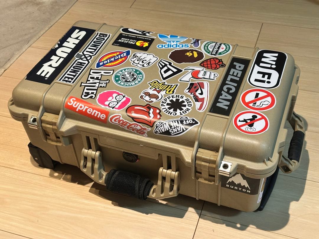 Pelican 1510 Desert Tan ステッカー付き