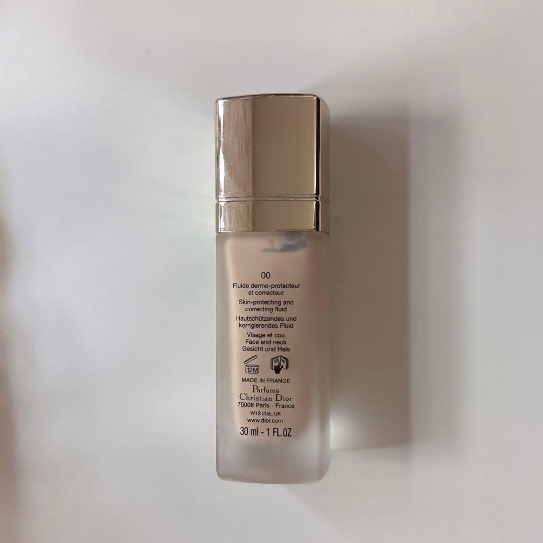 Dior プレステージ ホワイト ル プロテクター UV ルミエール bb