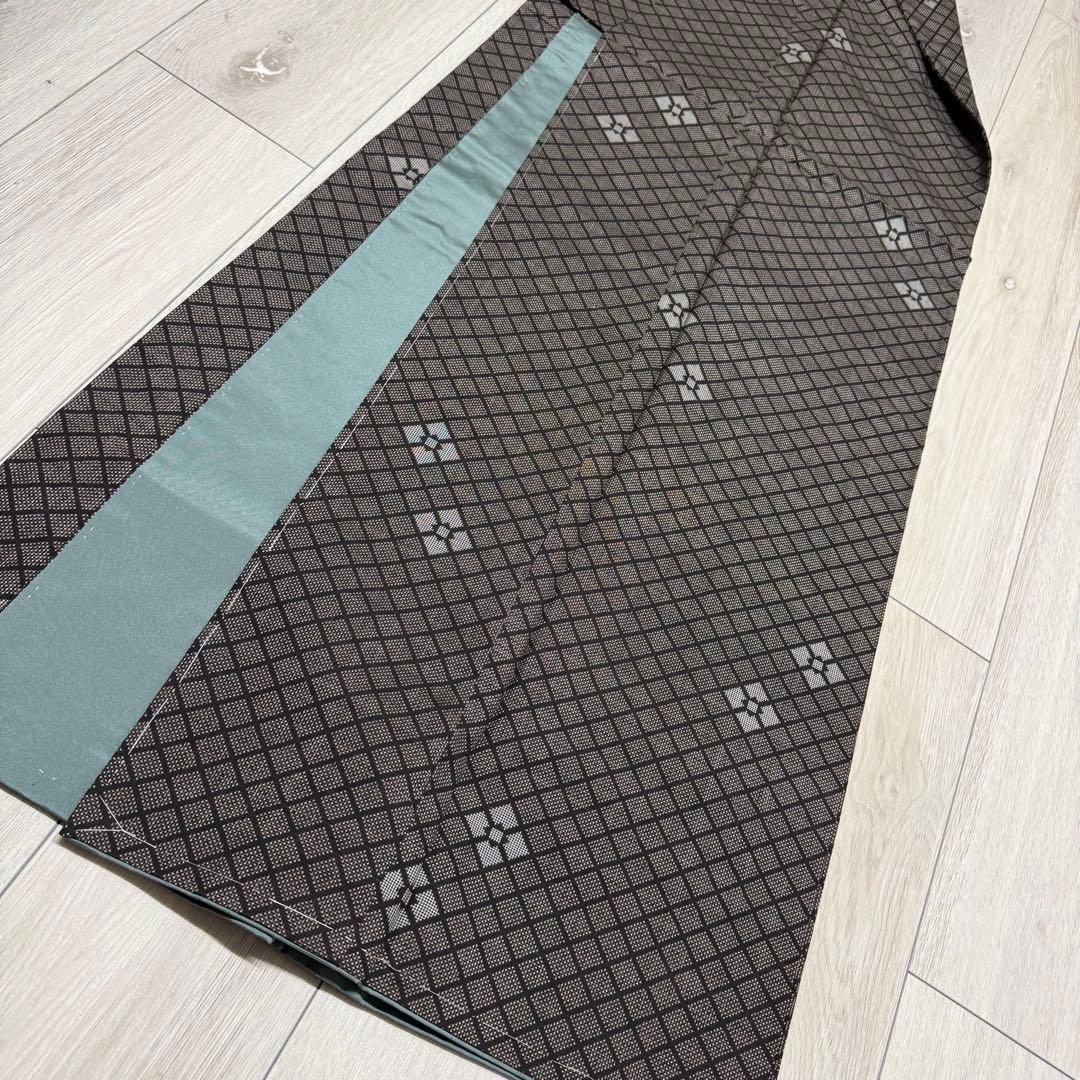 【未使用】本場奄美大島紬 純泥染 泥大島紬着物 しつけ糸付 証紙付き