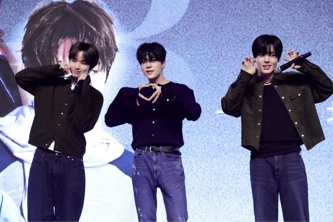 WHIB ジュンミン　チェキ