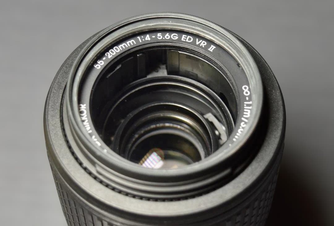 Nikon 55-200mm f/4-5.6G ED VRレンズ