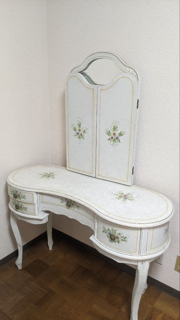 M*i様 ロココ調お姫様風 猫脚三面鏡ドレッサー