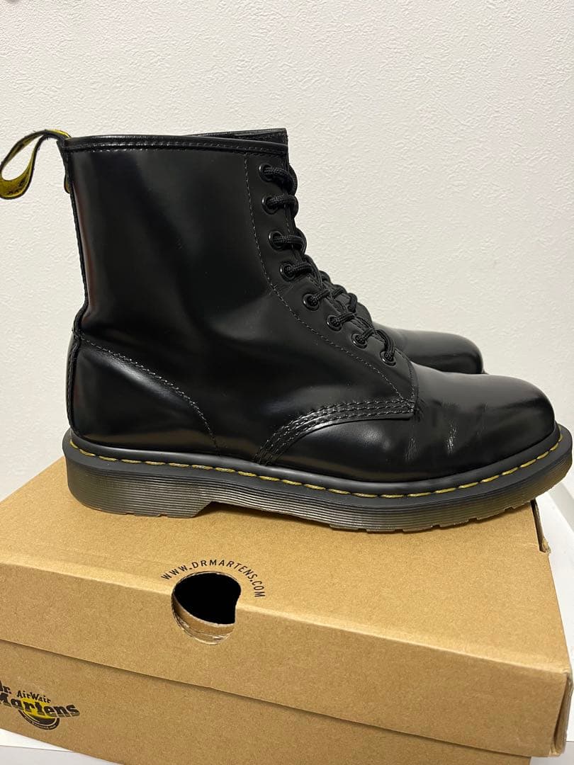ドクターマーチン 8ホール　黒　27.0