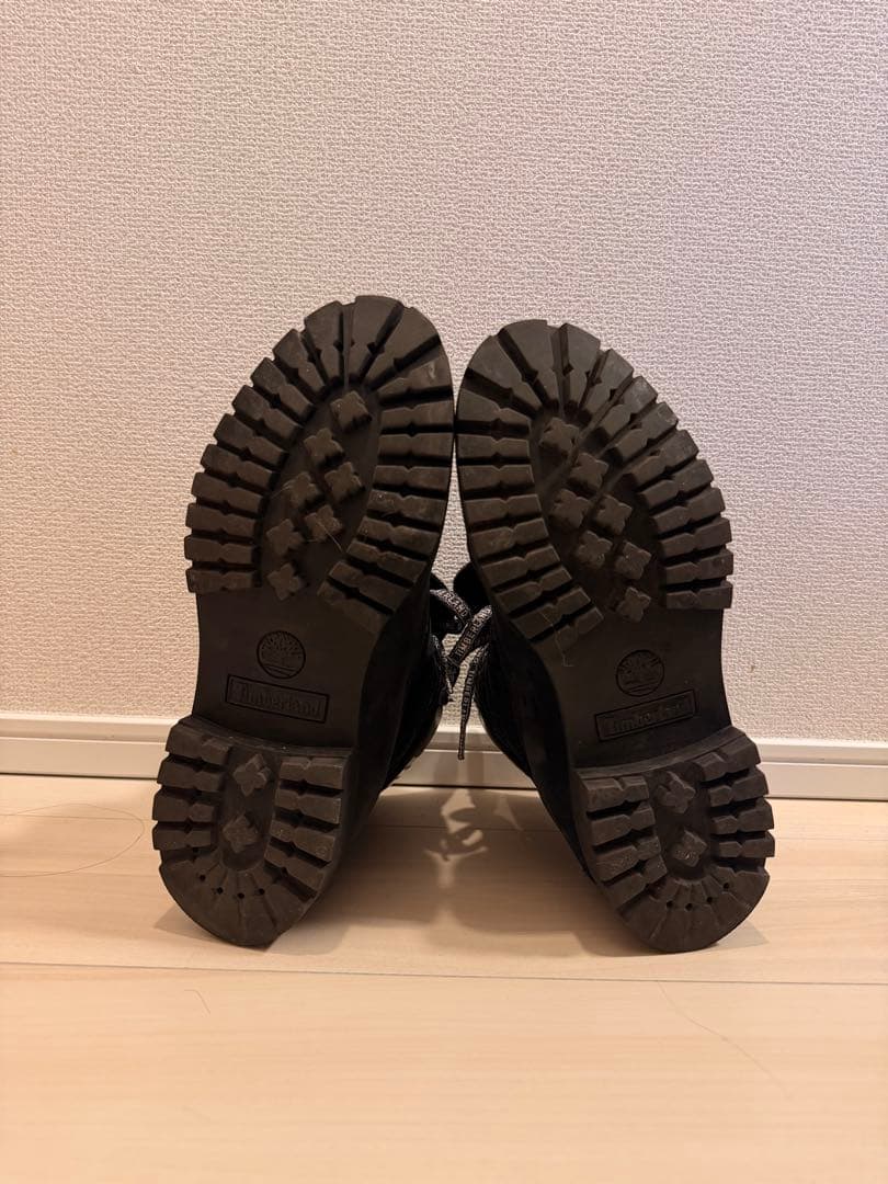 Timberland プレミアム ロゴ ブーツ A1TUWロゴ