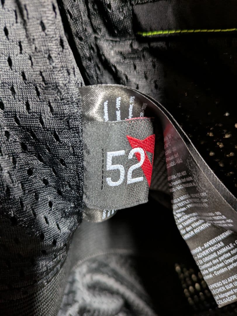 ダイネーゼ　DAINESE メッシュジャケット中古