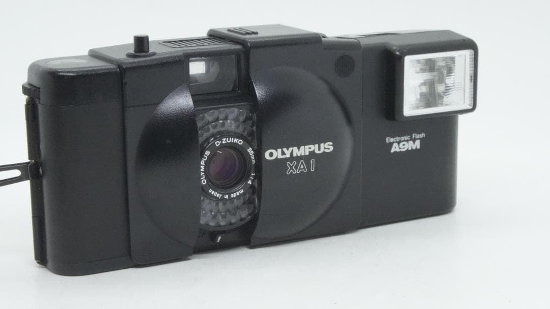 【A3135】 OLYMPUS XA1 + A9M オリンパス