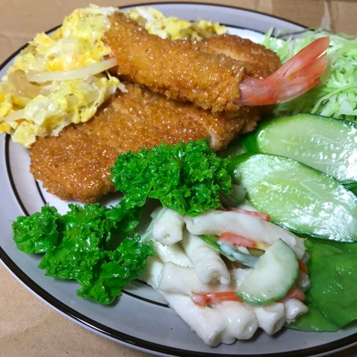 食品サンプル エビフライ トンカツ 卵とじ キャベツ千切り 胡瓜　部分パーツ売り