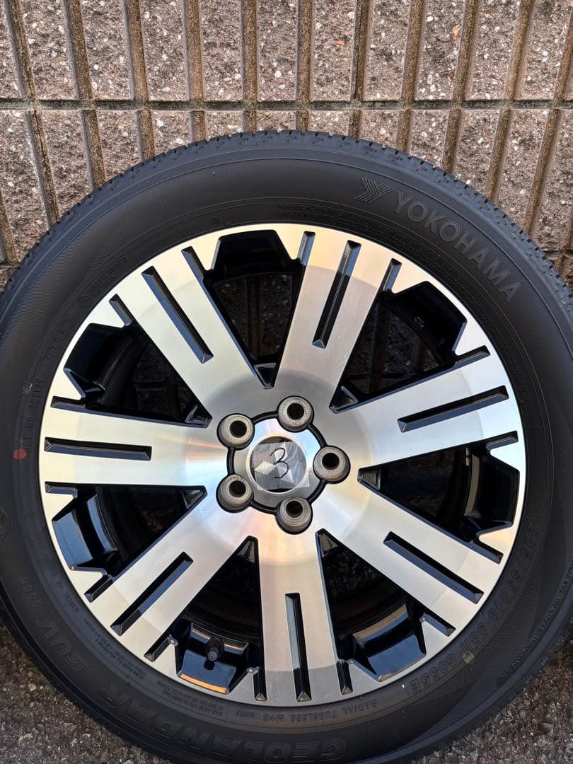 デリカD5 後期 純正タイヤ&ホイール ４本セット