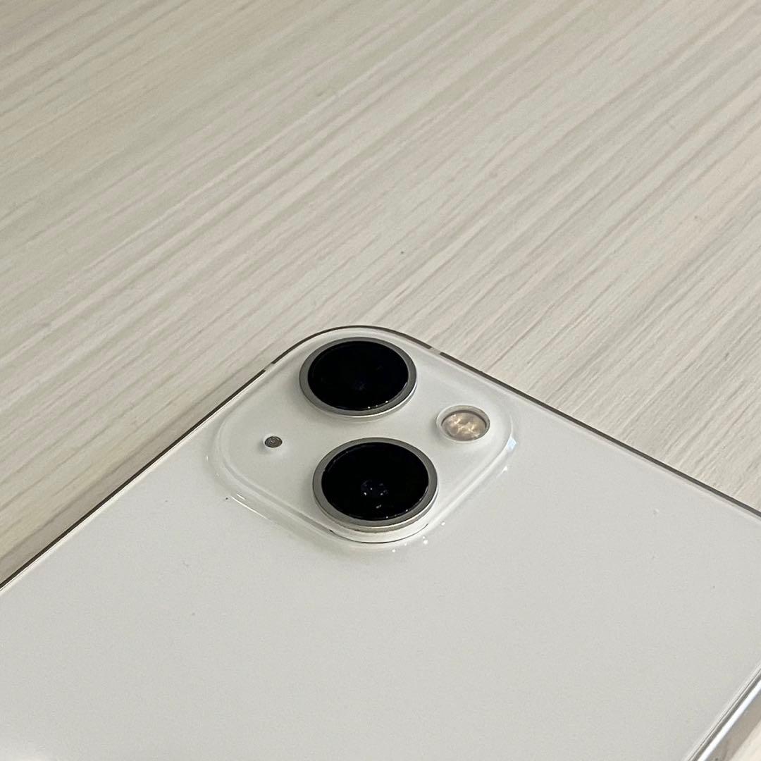 【美品】iPhone 13 256GB ホワイト