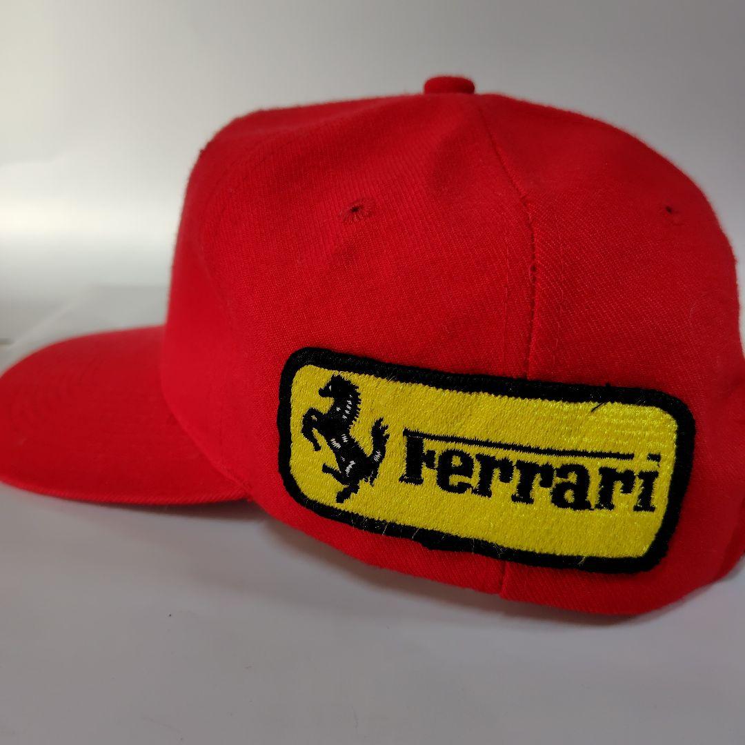 フェラーリフォトフレーム(新品)とF1キャップ(2回使用)