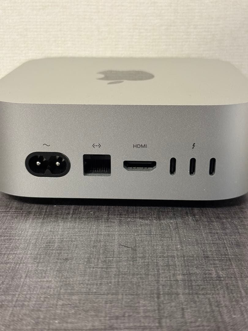 Apple Mac mini（M4） + UGREEN ドッキングステーション