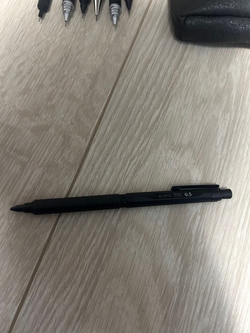 シャーペンまとめ売り 筆箱付き