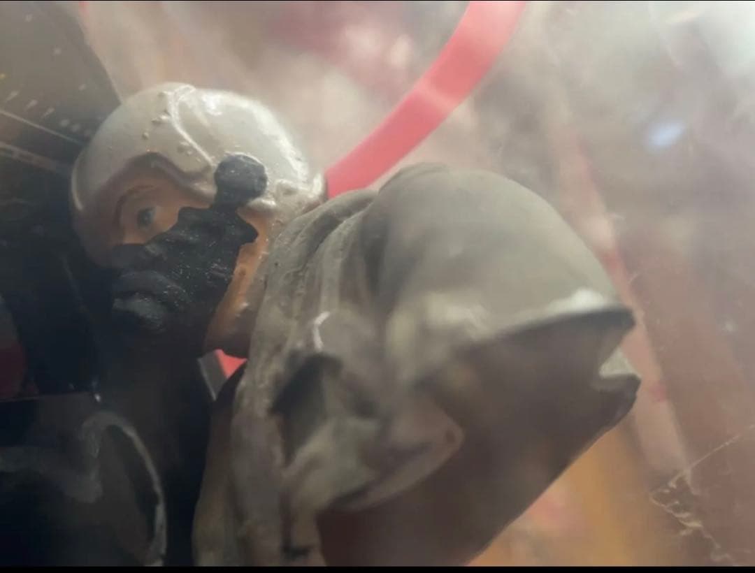 大型機引き込み脚PC-7スケール機　未開封撮影開封購入時のモーターペラおまけ付