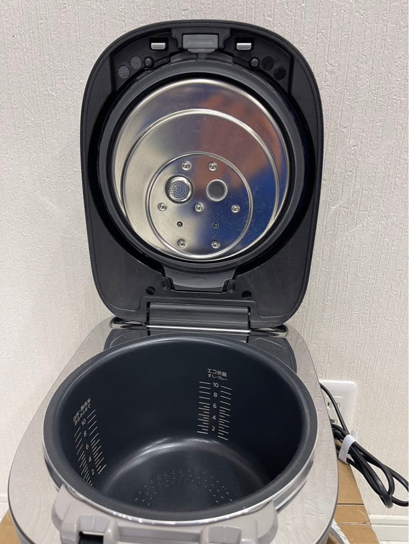 【値下げました】Panasonic 圧力IH炊飯器 SR-N518D 1升炊き