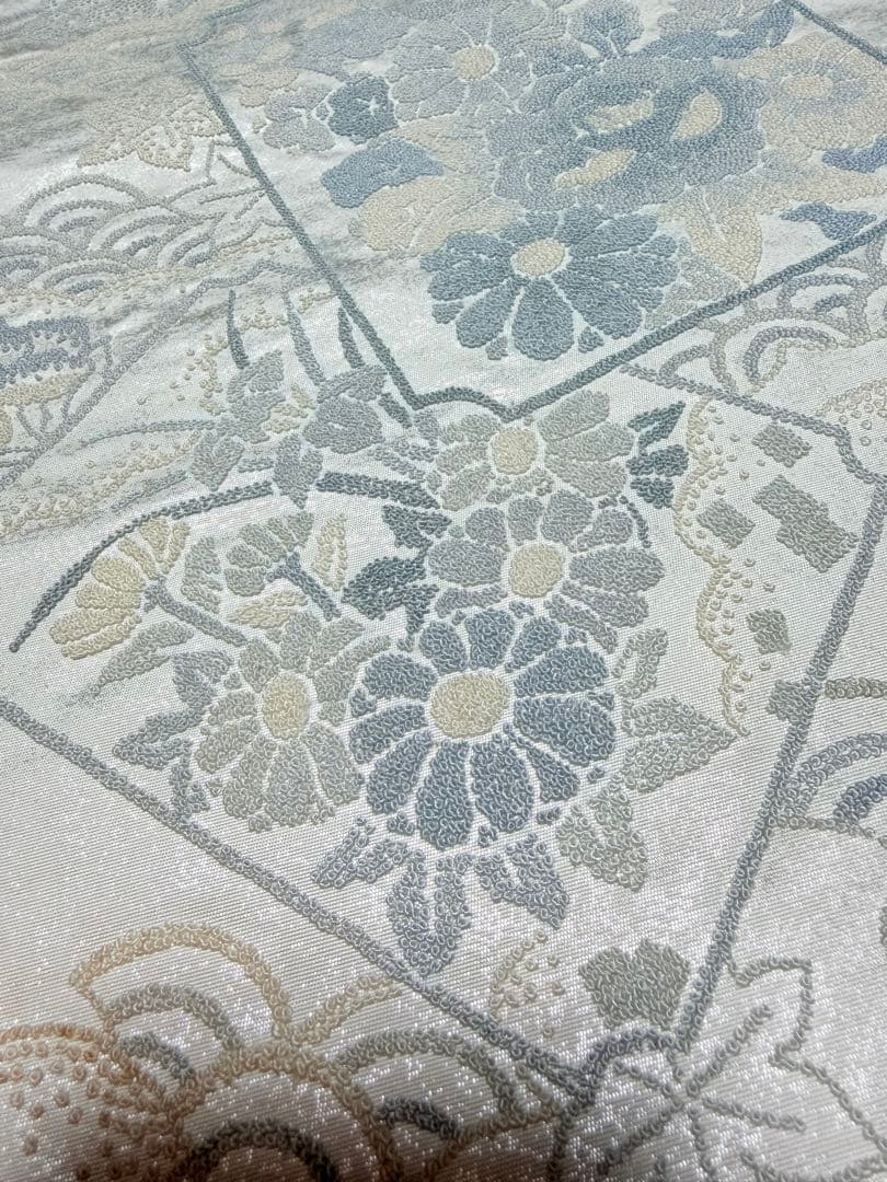 高級 袋帯 正絹 お太鼓柄 相良刺繍 中国刺繍 ホワイト シルバー 訪問着