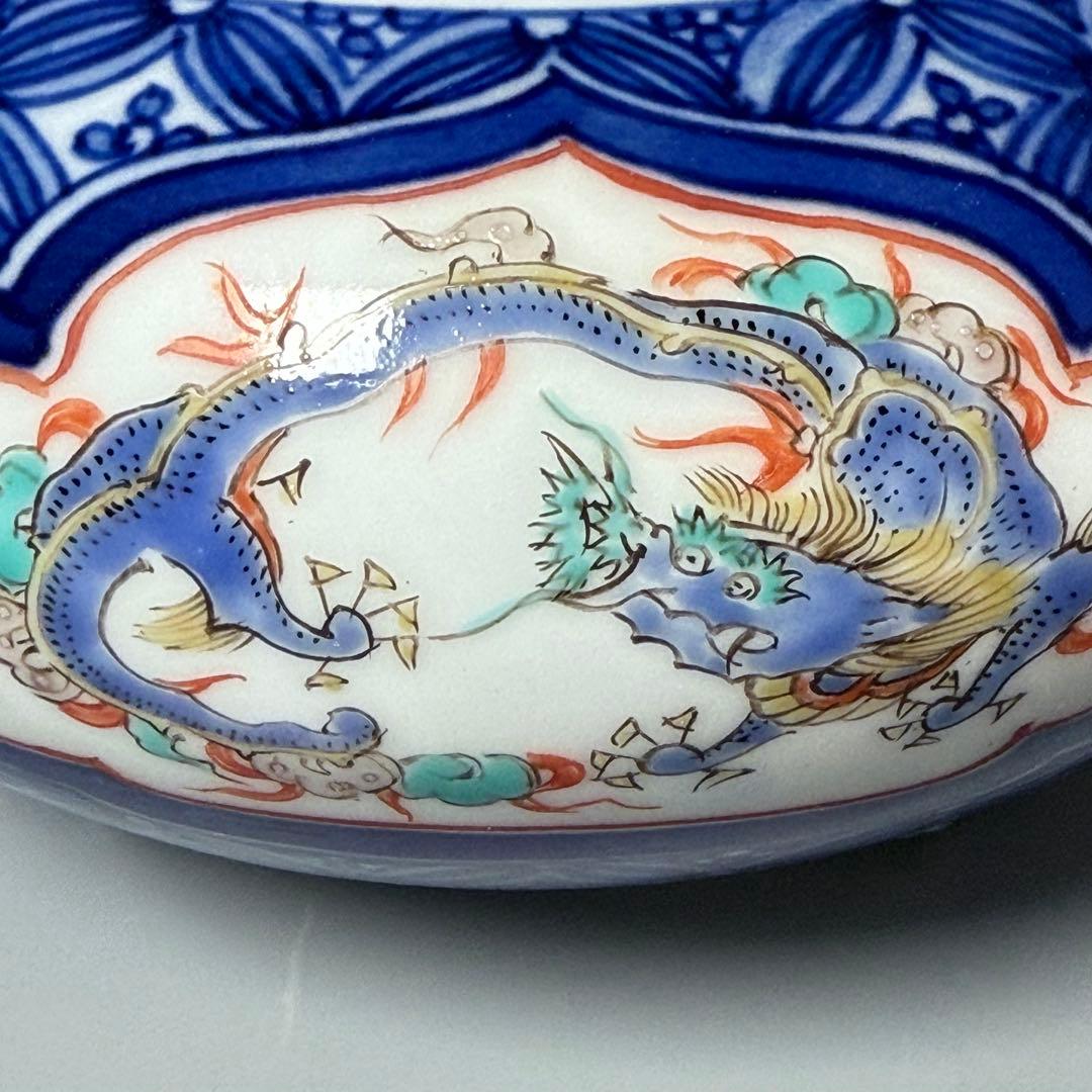 人間国宝　十三代　酒井田柿右衛門　染錦龍地文　七宝文　香炉　共箱　高級ライン