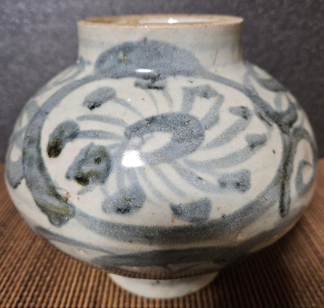 16C.頃　中国古陶磁器　南方系　古安南　宋胡録　青華　安南染付　花文様　酒会壺