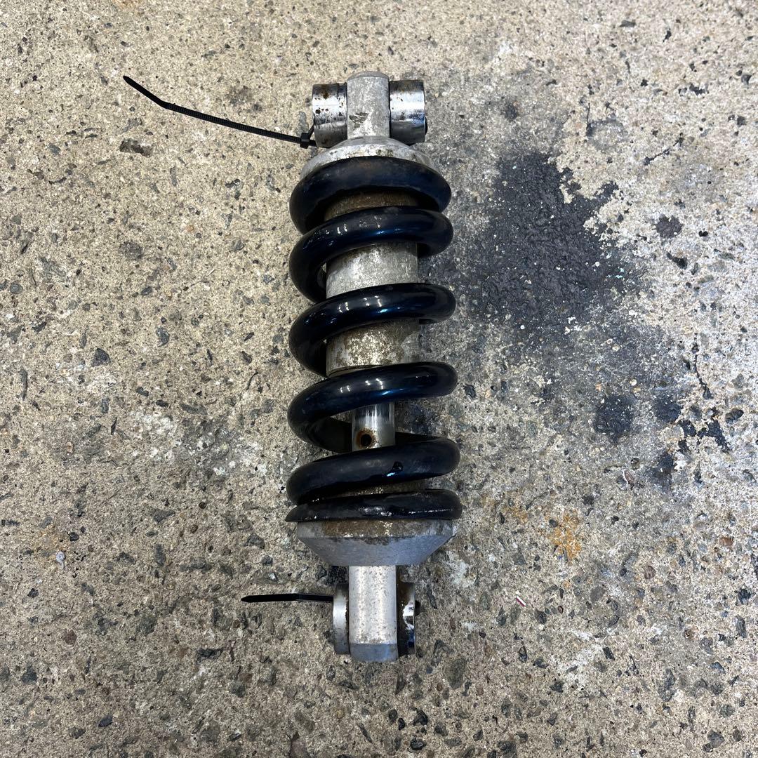 ドラッグスター400 ローダウンサス　サスペンション　ガレージt&f