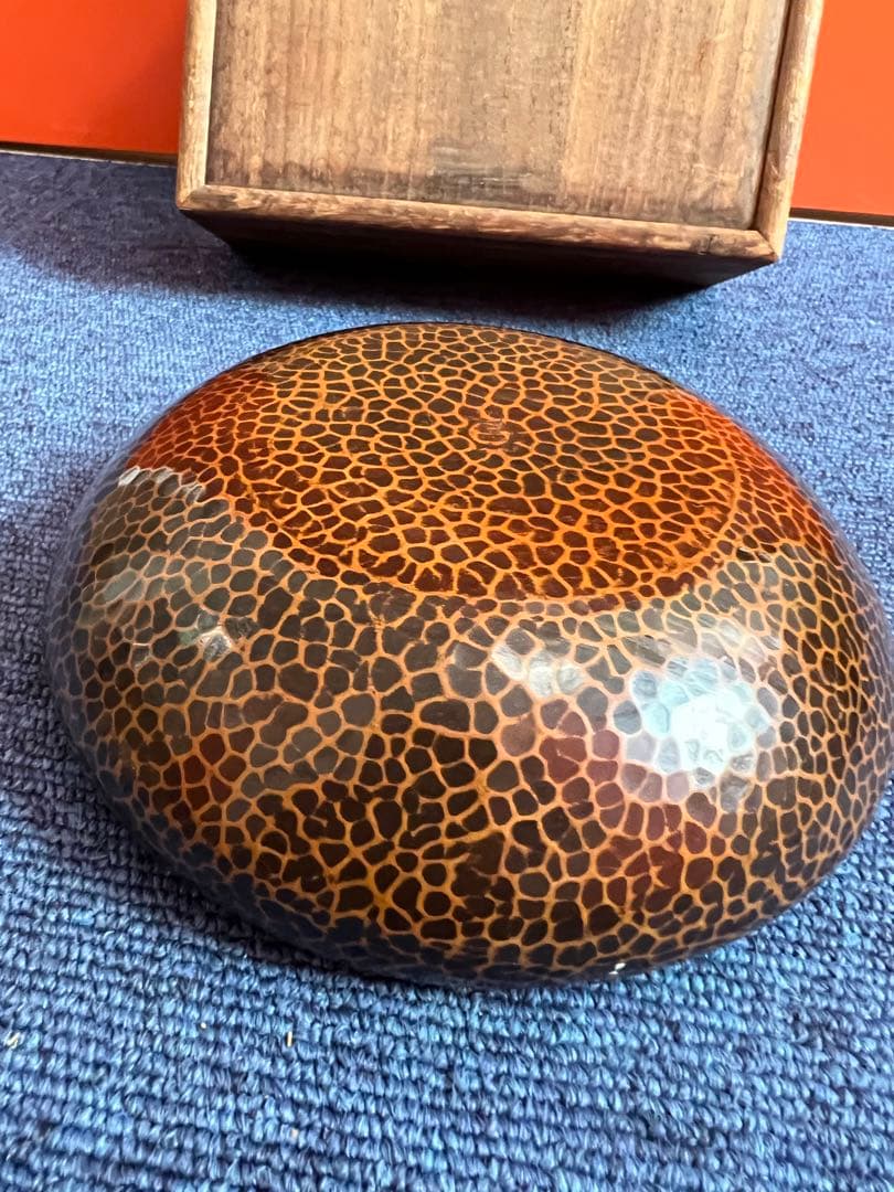 1054  銅打出輪花菓子器　丸形菓子鉢　古物　骨董品