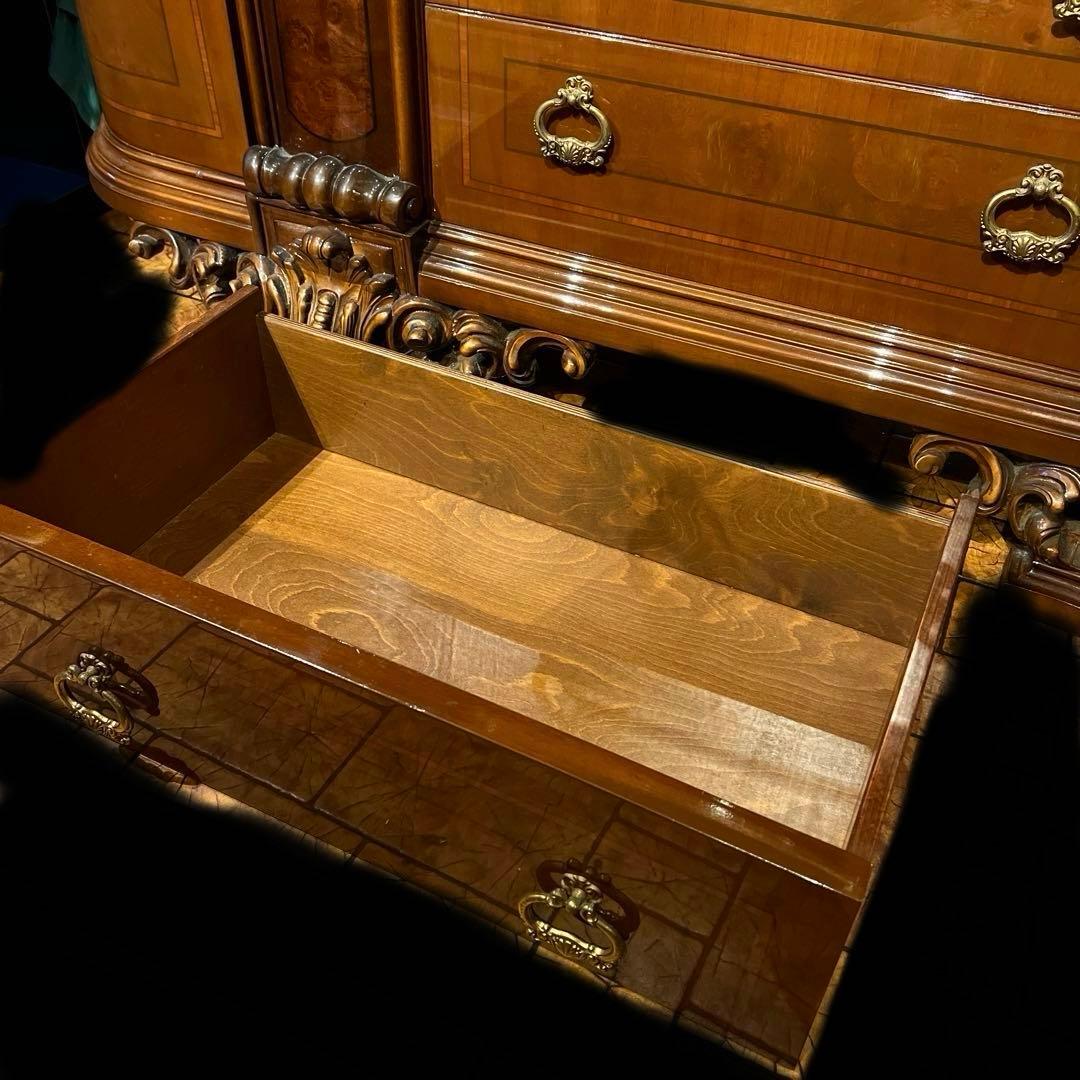 ラルフローレン・ブティック什器イタリア製ロココ貝殻花柄キャビネット　50年前