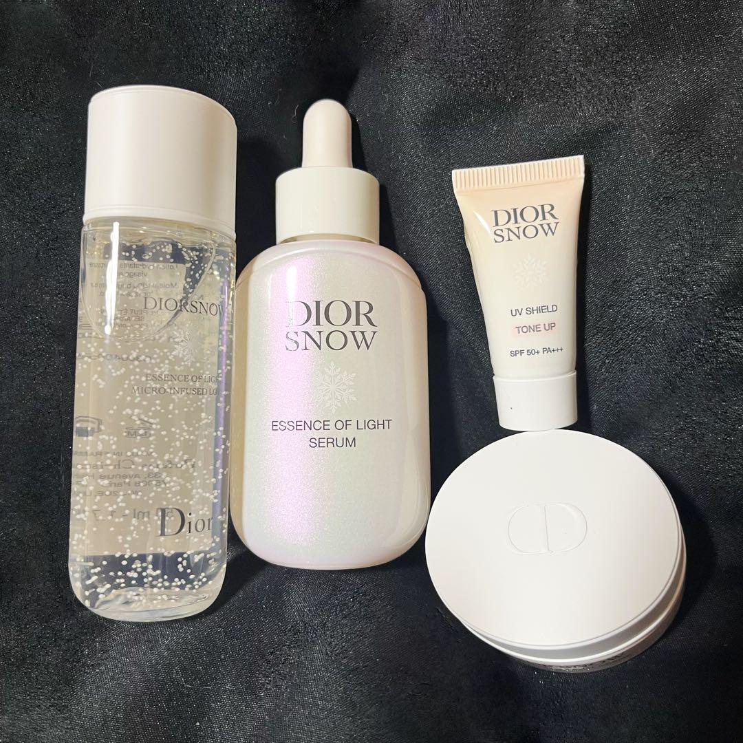 Dior  エッセンス ホリデー 2025 クリスマスコフレ