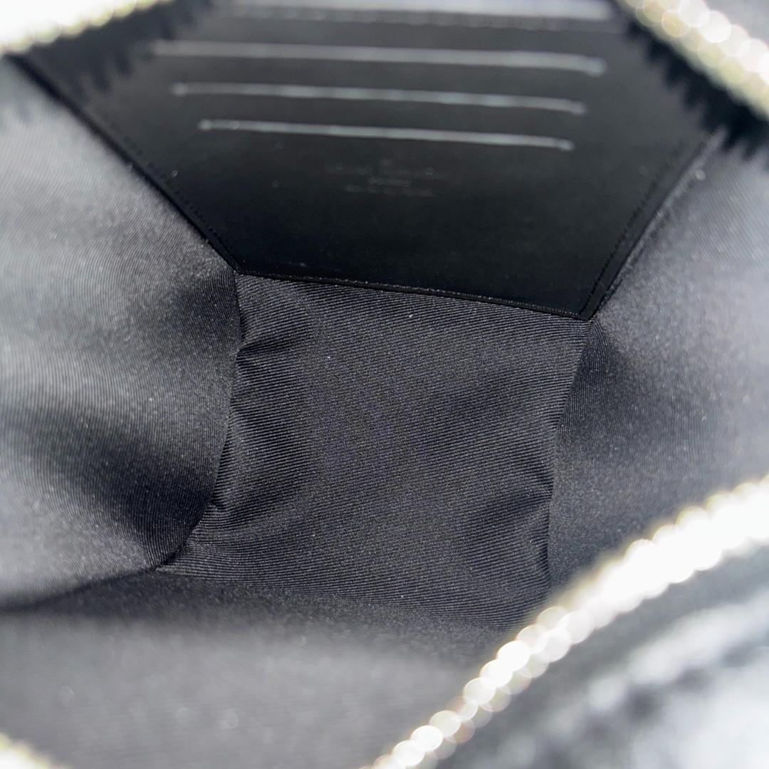 新品未使用 ルイヴィトン ヴァヴァン NV モノグラム トリヨン ハンドバッグ