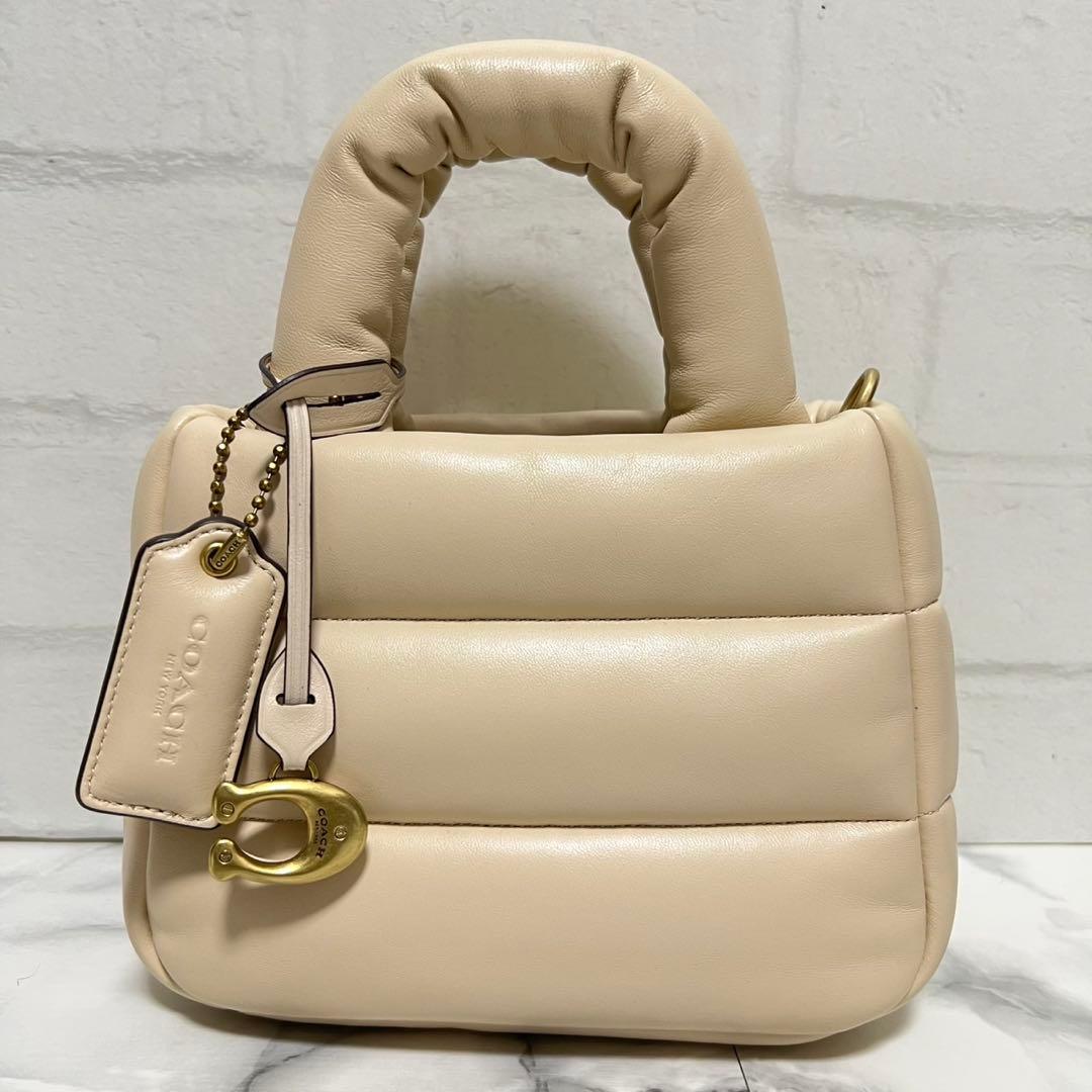 【極美品】コーチ　ミニピロートートバッグ　2way ショルダーバッグ　アイボリー