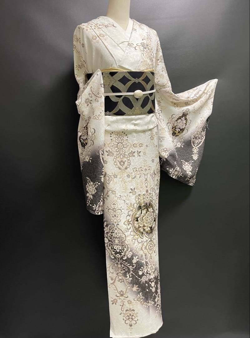 特選金彩訪問着【エキゾチック更紗唐花◆白×墨黒】銀通し煌めく紋意匠地